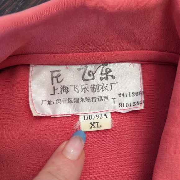 Vintage 70s 100% Silk Short Sleeve Double Button Up Blouse - Coral Pink - Picture 8 of 10